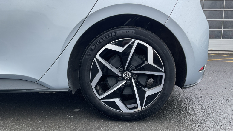 Volkswagen ID.3 150kW Business Pro Performance 58kWh 5dr Auto Electric Hatchback